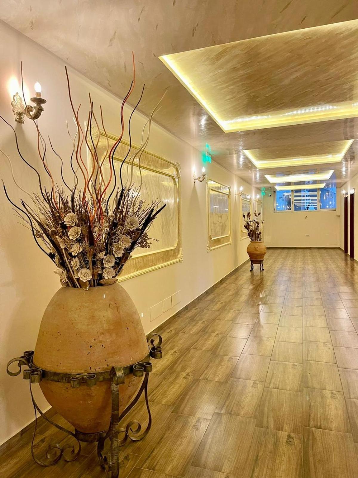 Hotel Vd Roleks วญอเรอ ภายนอก รูปภาพ